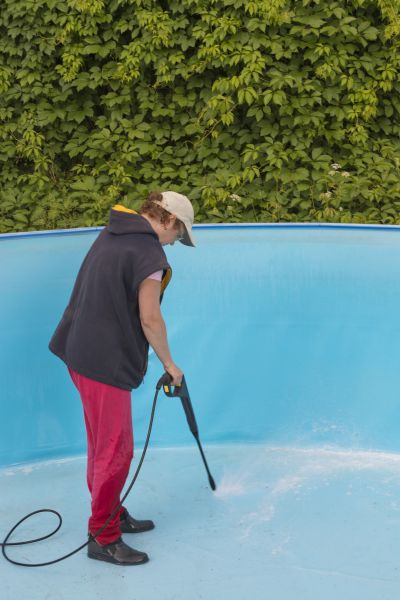Pool Pressure Washing in Fort Walton Beach