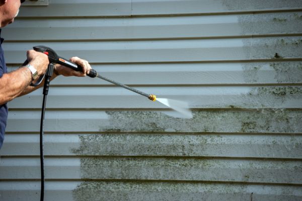 Vinyl Siding Power Washing in Fort Walton Beach