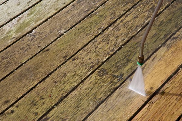Deck Mold Removal in Fort Walton Beach