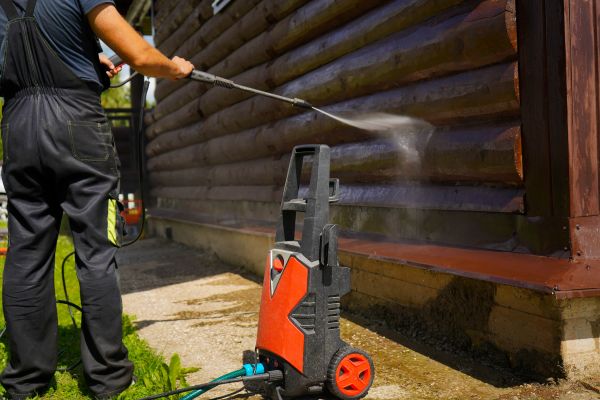 Cabin Pressure Washing in Fort Walton Beach